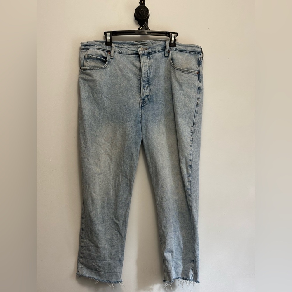 Old Navy Relaxed Light Blue Jeans